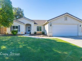 10711 Falling Springs Ave, Bakersfield, CA 93312