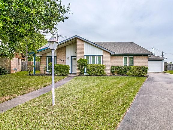 2nd image of 2903 Cherry Springs Dr