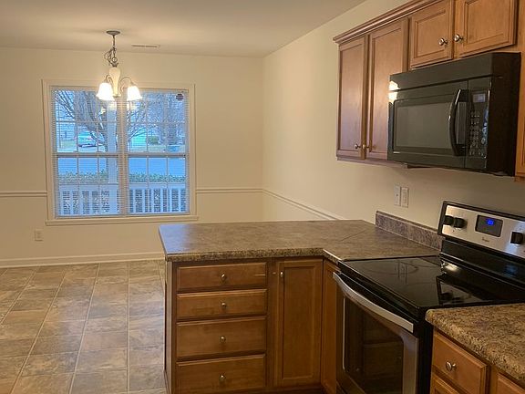 4th image of 1408 Prestwood Ct