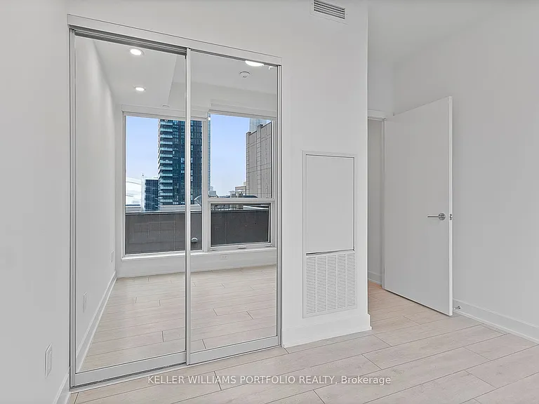 15 Mercer St #1408 — Photo 10