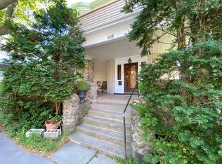 208 Rawson Rd #3, Brookline, MA 02445