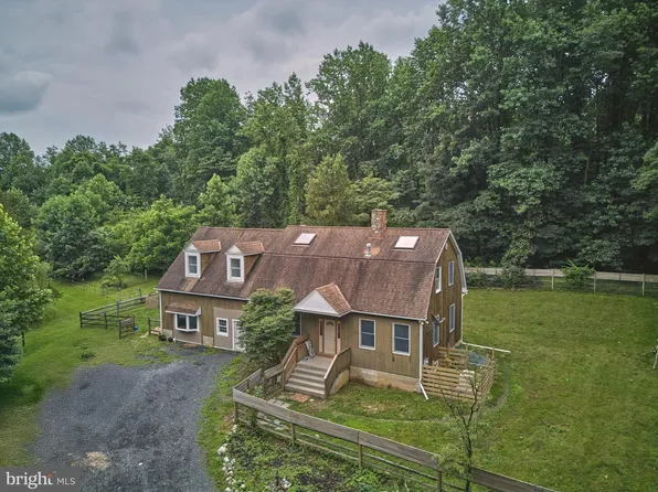 130 Rattlesnake Rd, Kintnersville, PA 18930