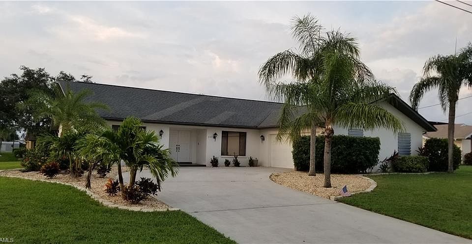 1st image of 2109 SE 10th Ln