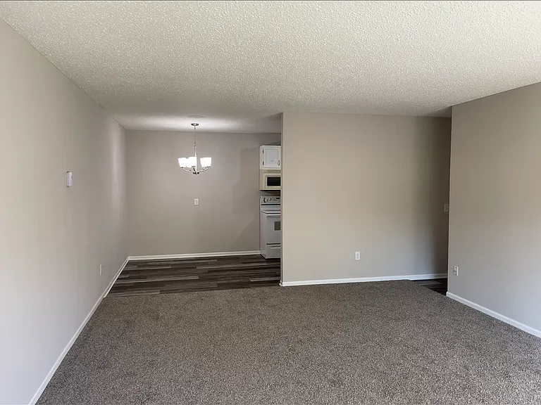 3917 Heritage Hills Dr #106 — Photo 8