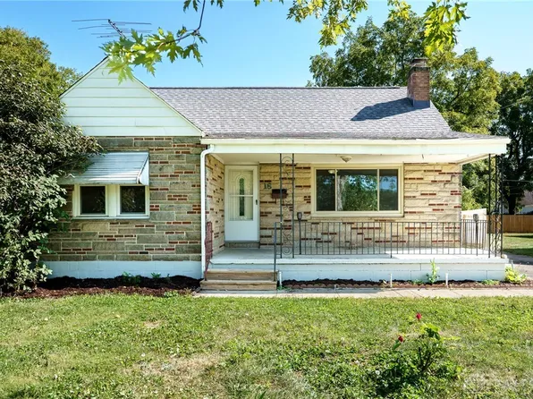 18 Sunset Dr, Medway, OH 45341