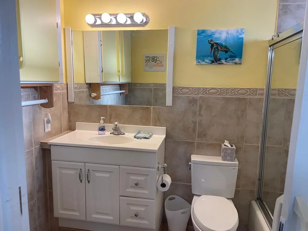 2 bed, 1050 sqft, $4,665 — Photo 3