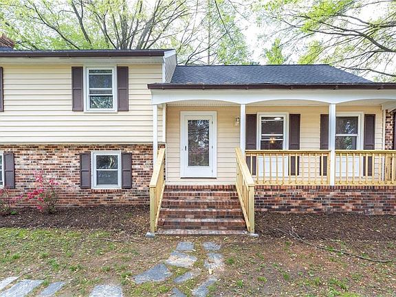 3rd image of 517 Plantation Dr