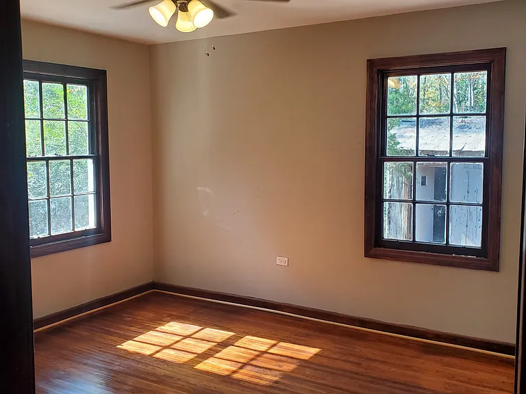 405 Thrash Rd — Photo 2