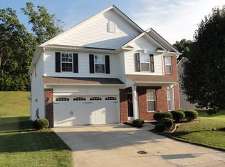 4265 Glenmore Creek Dr, Winston Salem, NC 27107