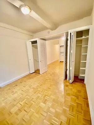 4th image of 42 W 72nd St #1DA