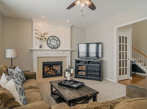 5th image of 11508 Glenn Cir