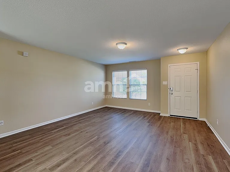 3345 Grove Berry Ln — Photo 8