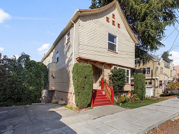 2nd image of 337-341 Oakland Ave #3