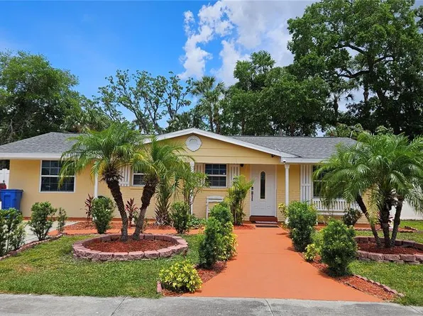 6529 La Mesa Cir, Tampa, FL 33634