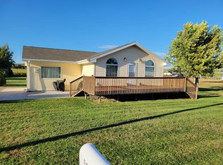 520 Linden St, Sutherland, NE 69165