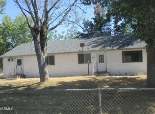 1012 E 19th Ave #A, Kennewick, WA 99337