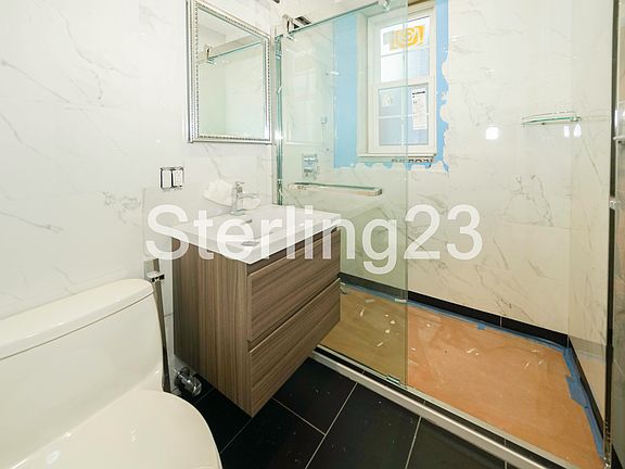4th image of 22-60 24th St #2R