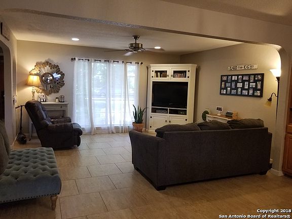 4th image of 1216 Cheryl Dr