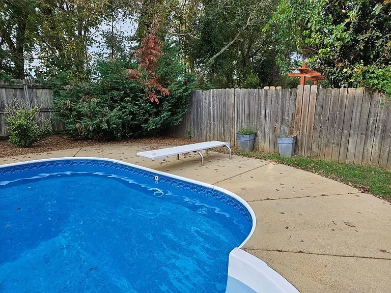 9933 Alexanders Ridge Dr — Photo 32