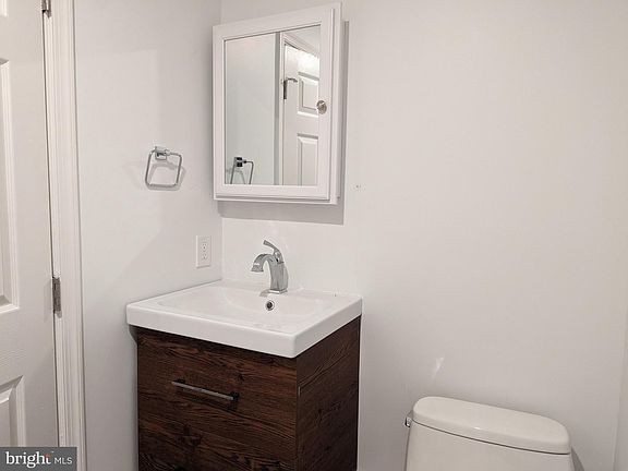 3rd image of 327 Pine St #A