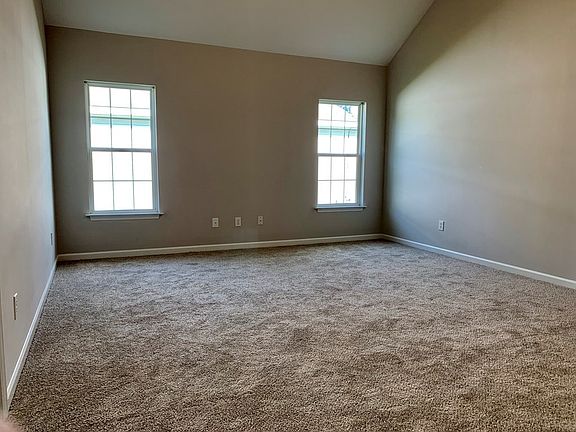 5th image of 2109 Sylvan Lake Dr