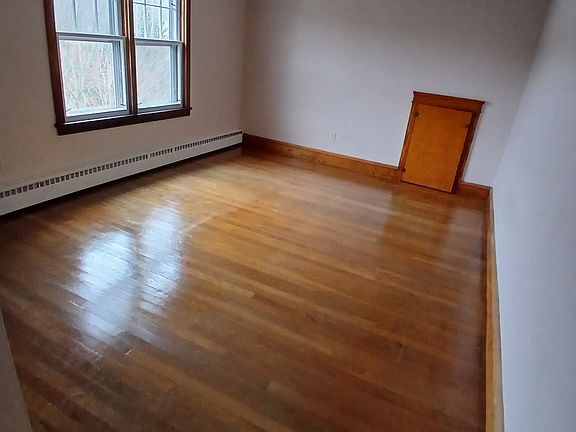 4th image of 62 W Warwick Ave APT 12