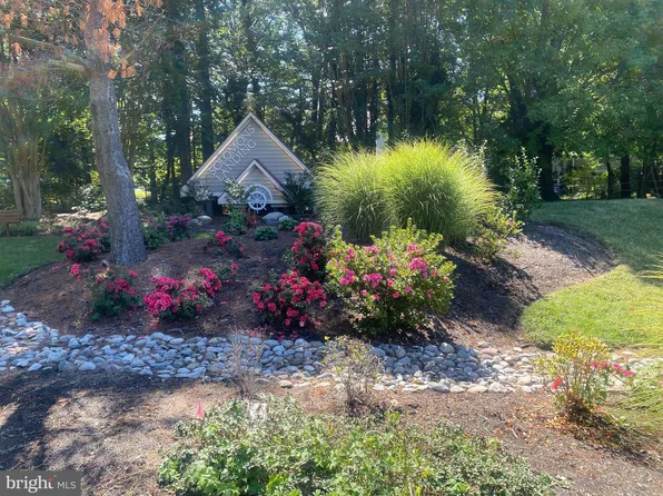 301 Driftwood Ln #301, Solomons, MD 20688