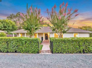 689 Los Palos Dr, Lafayette, CA 94549