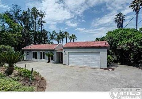 1st image of 2213 Alta Vista Dr