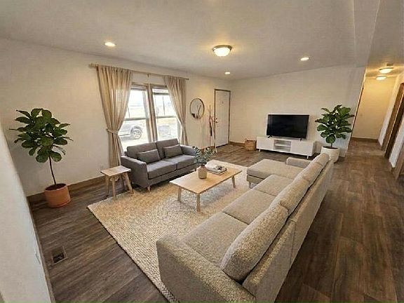 3rd image of 168 Yoseph St #87