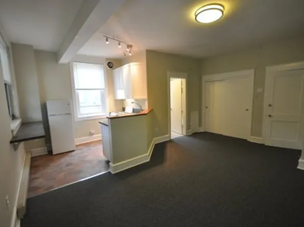 15 W Lancaster Ave, Ardmore, PA 19003