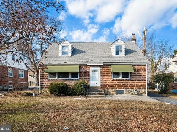 449 E Rively Ave, Aldan, PA 19018