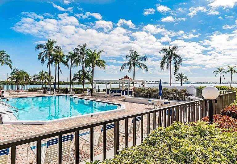 Beautiful bayfront pool and hot tub.