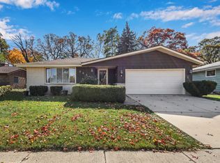 3623 88th St, Kenosha, WI 53142