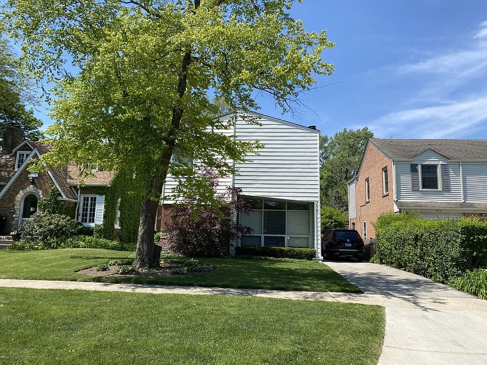 1st image of 670 Pleasant Ave