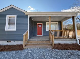 1210 Flat Rock Rd, Starr, SC 29684