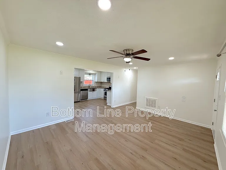749 Shannon Bradley Rd — Photo 4