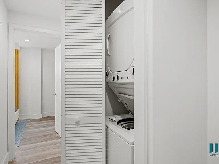 In-Suite Washer & Dryer