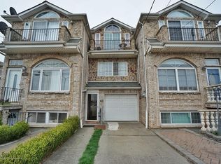 413 Fr Capodanno Blvd, Staten Island, NY 10305