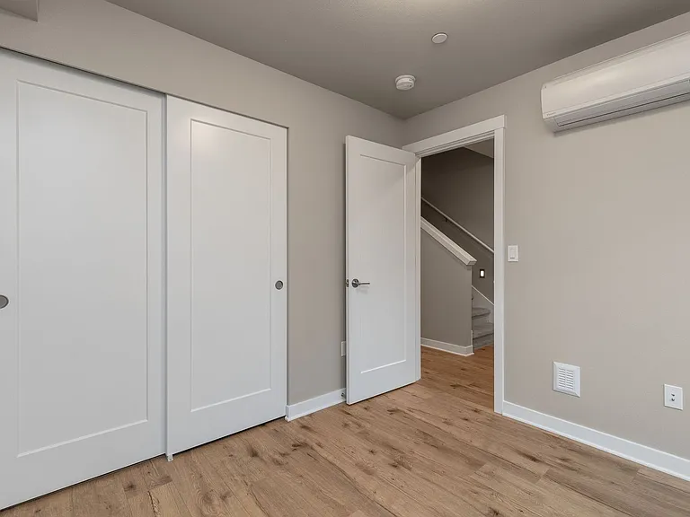 15423 Admiralty Way #B7 — Photo 34
