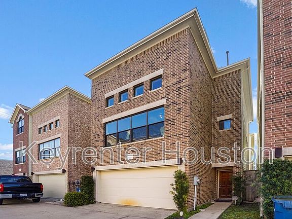3rd image of 3658 Main Plaza Dr