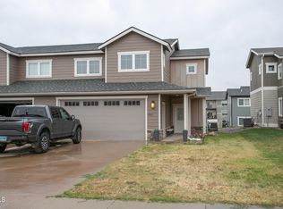 2803 28th St W, Williston, ND 58801