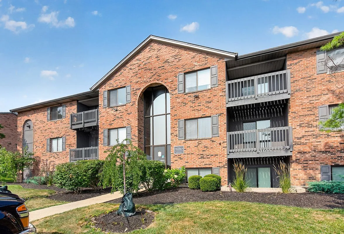 2 bed, 2.0 bath, 1032 sqft, $1,600 — Photo 1