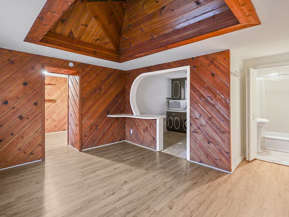 1st image of 26324 Harper Ave #16479206