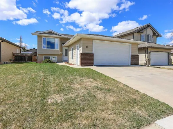 26 E Jenner Cres, Red Deer, AB T4P 0B2