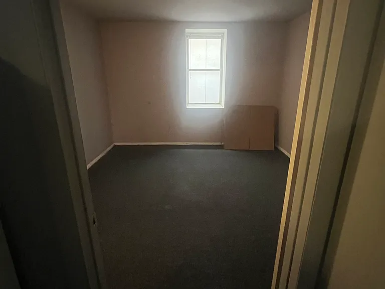 330 Bainbridge St #23 — Photo 5