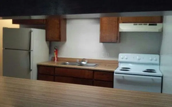 1 bed, 700 sqft, $1,090 — Photo 2