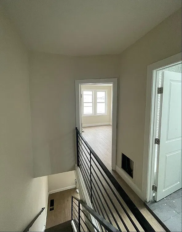 3 bed, 1600 sqft, $2,000 — Photo 3