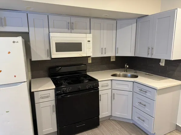(undisclosed Address), Brooklyn, NY 11235