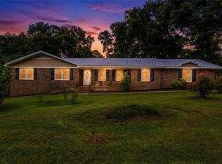 134 Ellen Hand Cir, Cedartown, GA 30125